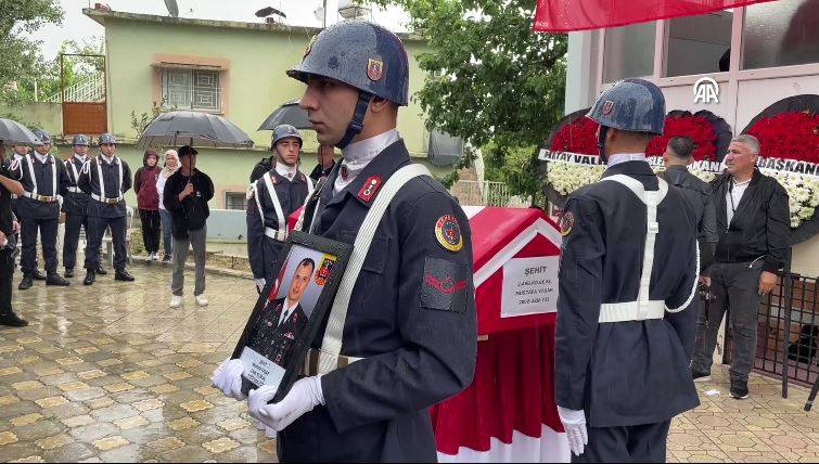 Şehide son veda! Memleketinde son yolculuğuna uğurlandı 9